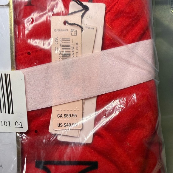 NWT Victoria’s Secret Medium FLANNEL LONG TEE-JAMA Red - Picture 5 of 8